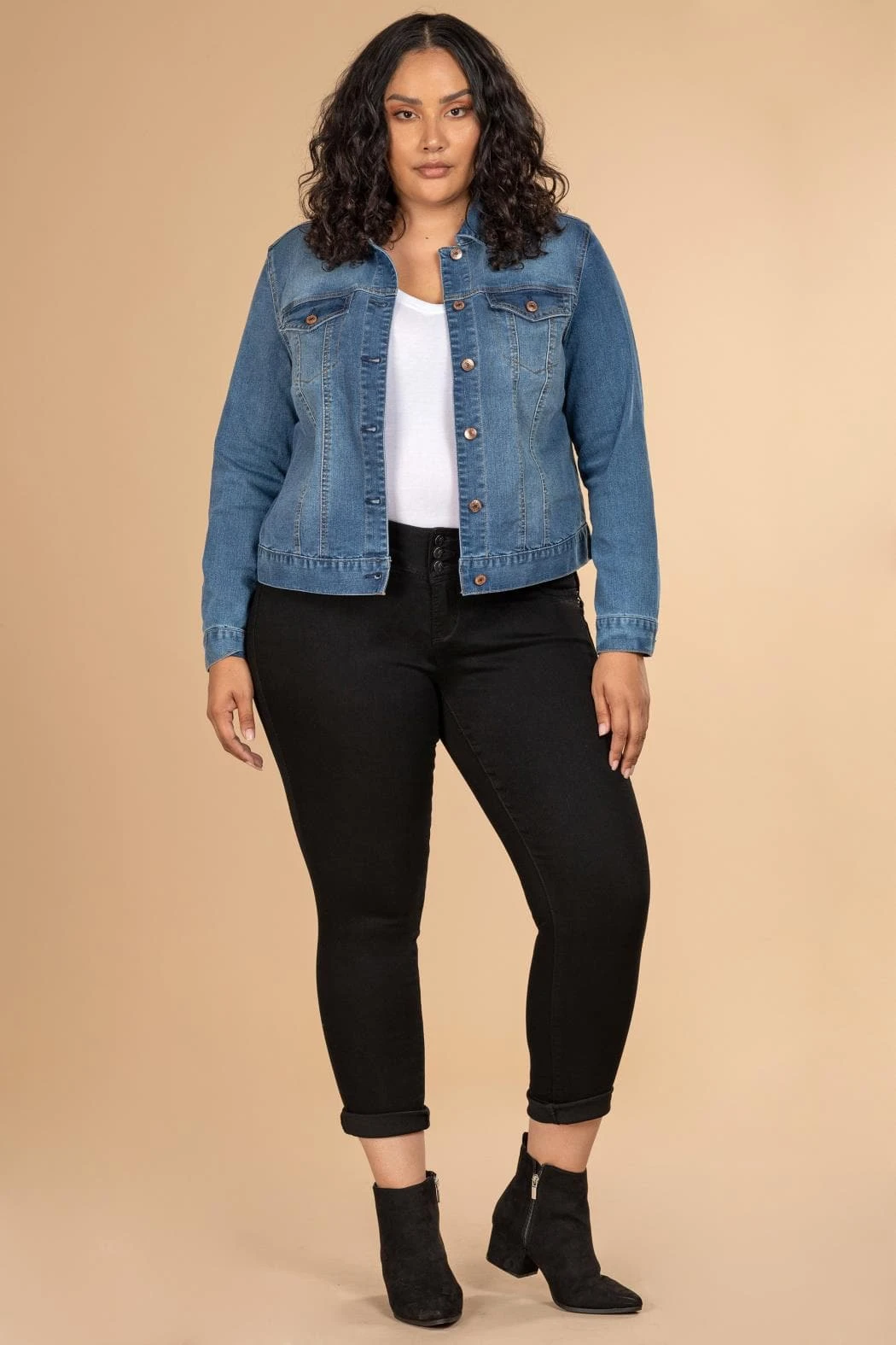 Women's Plus Size Cropped Denim Jacket 4 Women's Plus Size Cropped Denim Jacket - Image 2