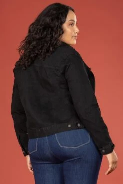 Women's Plus Size Cropped Denim Jacket 26 Women's Plus Size Cropped Denim Jacket -Wana Fashion Shop 1003682 591 4