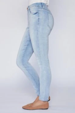 Women's Curvy Fit High Rise Skinny Sustainable Jean -Wana Fashion Shop 1008905 504 1