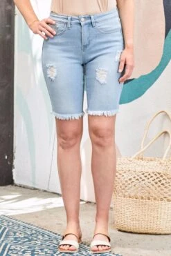 Women's Vintage Dream Bermuda Shorts With Frayed Hem 32 Women's Vintage Dream Bermuda Shorts With Frayed Hem -Wana Fashion Shop 1008918 491 1 f2815a90 1b85 48b4 93de 53dfe971a375