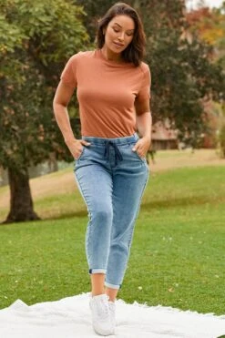 Women's Petite Kozy Fit Mid Rise Jogger