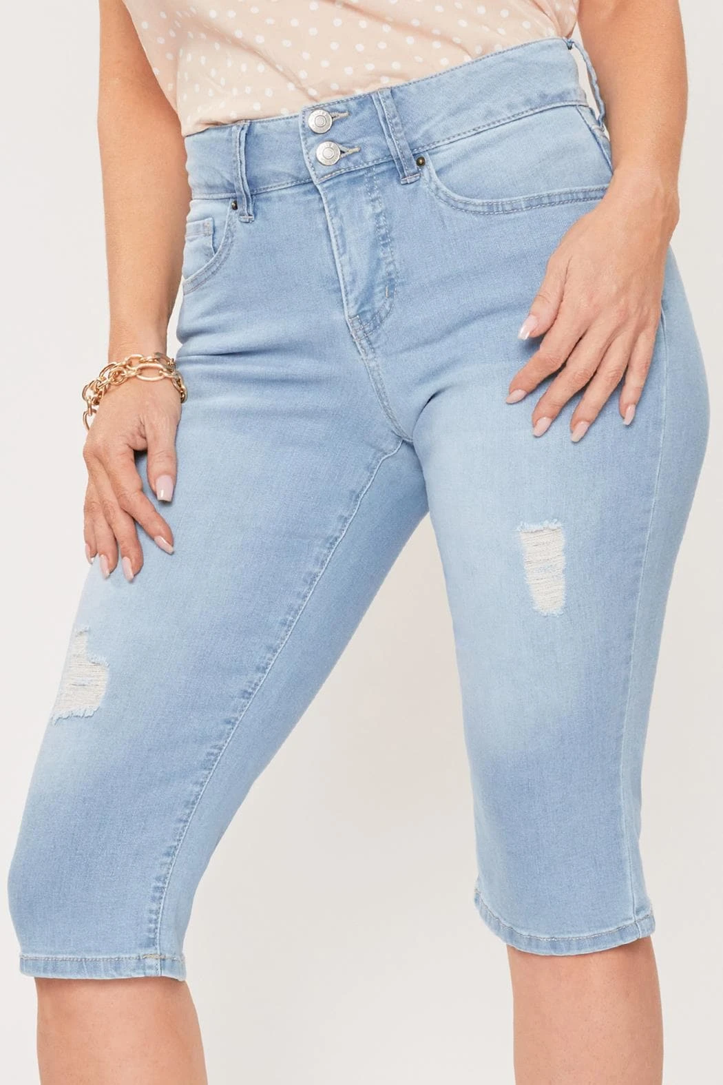 Women's Petite 2 Button Capri 8 Women's Petite 2 Button Capri - Image 6