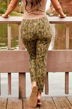 Women's Petite Dog Bite Hem Joggers 17 Women's Petite Dog Bite Hem Joggers -Wana Fashion Shop 1009028 672 2 9b005db2 c12e 4ce5 8018 f1cb89762335