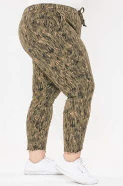 Women's Plus Size Raw Hem Pull On Pants -Wana Fashion Shop 1009033 672 2 115ec7e7 0e91 4924 a11d 3312365f0a27