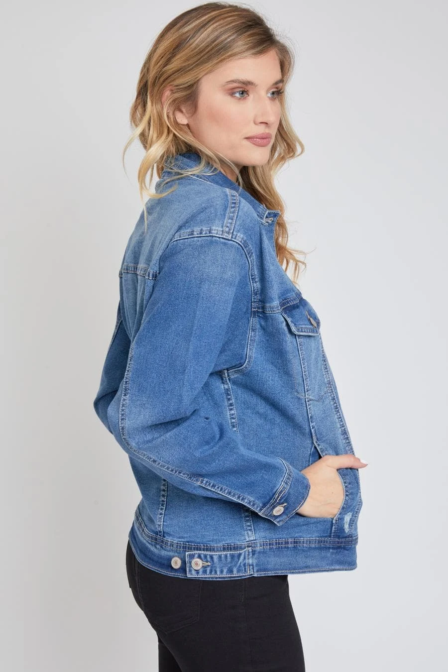 Women's Drop Shoulder Boyfriend Denim Jacket 6 Women's Drop Shoulder Boyfriend Denim Jacket - Image 4
