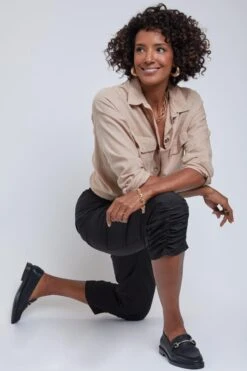 Women's Elastic Waist Flood With Side Ruching Ankle Detail -Wana Fashion Shop 1009094 001 3