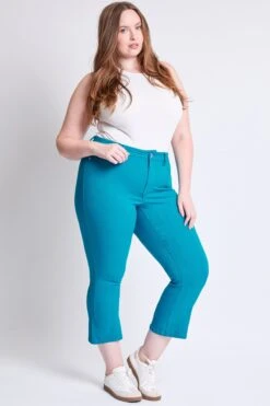 Women's Plus Hyperstretch Cropped Kick Flare Pants
