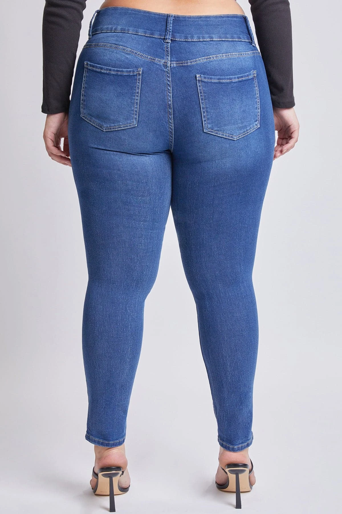 Women's Plus Essential Skinny Jeans 7 Women's Plus Essential Skinny Jeans - Image 5