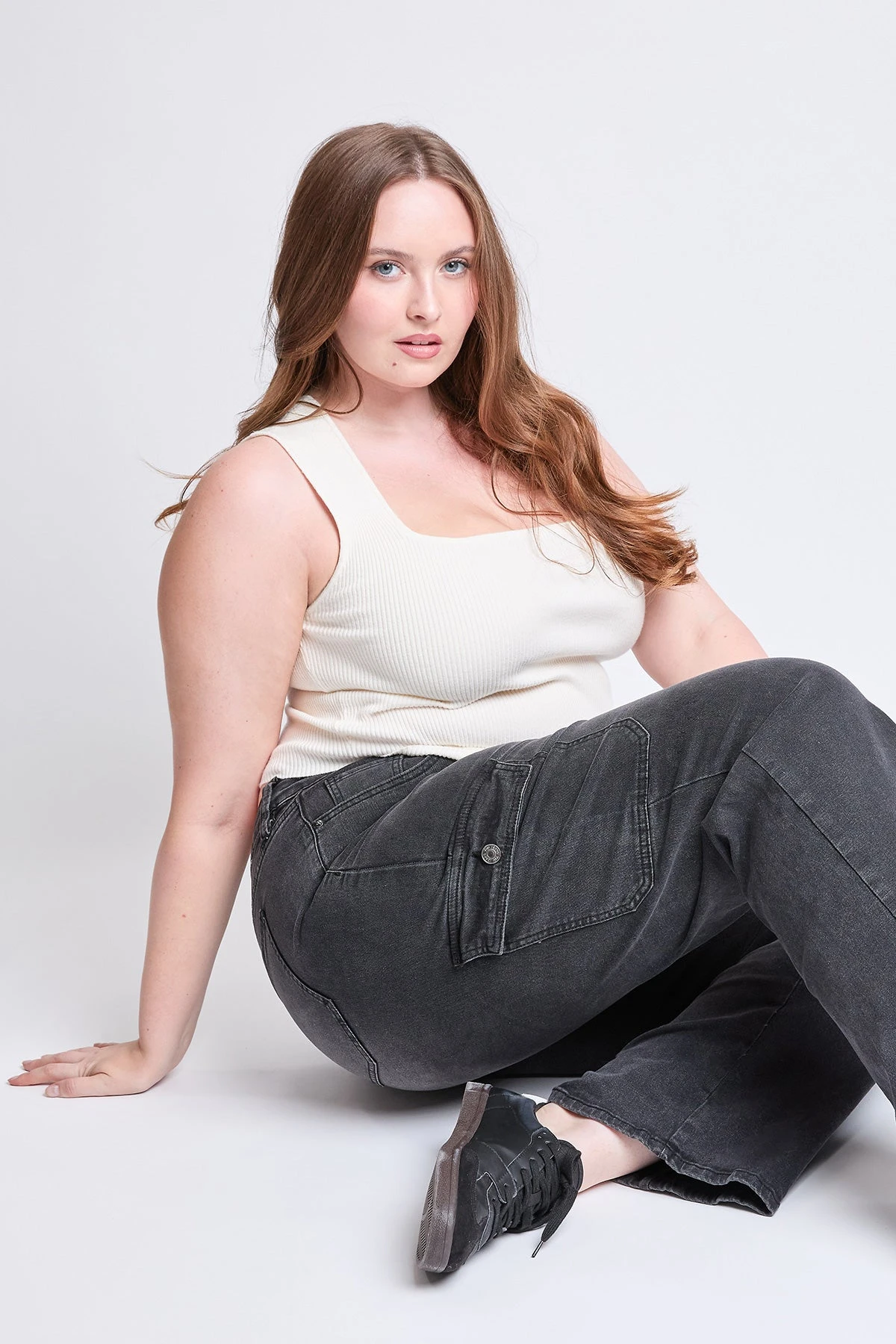 Women's Plus High Rise Wide Leg Skater Cargo Jeans 9 Women's Plus High Rise Wide Leg Skater Cargo Jeans - Image 7