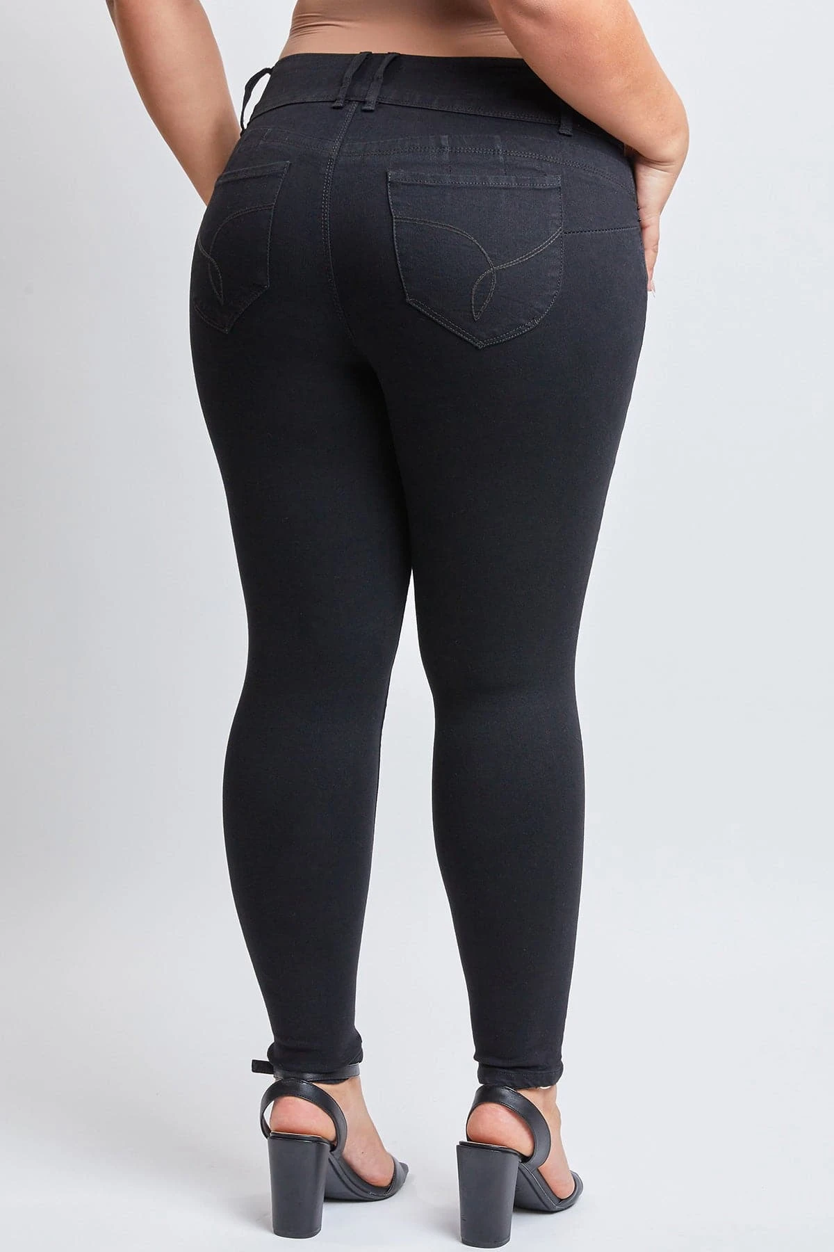 Women's Plus WannaBettaButt Skinny Jeans 14 Women's Plus WannaBettaButt Skinny Jeans - Image 12