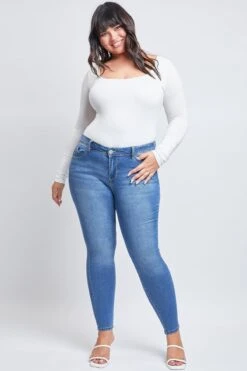 Women's Plus Sustainable WannaBettaButt Skinny Jeans