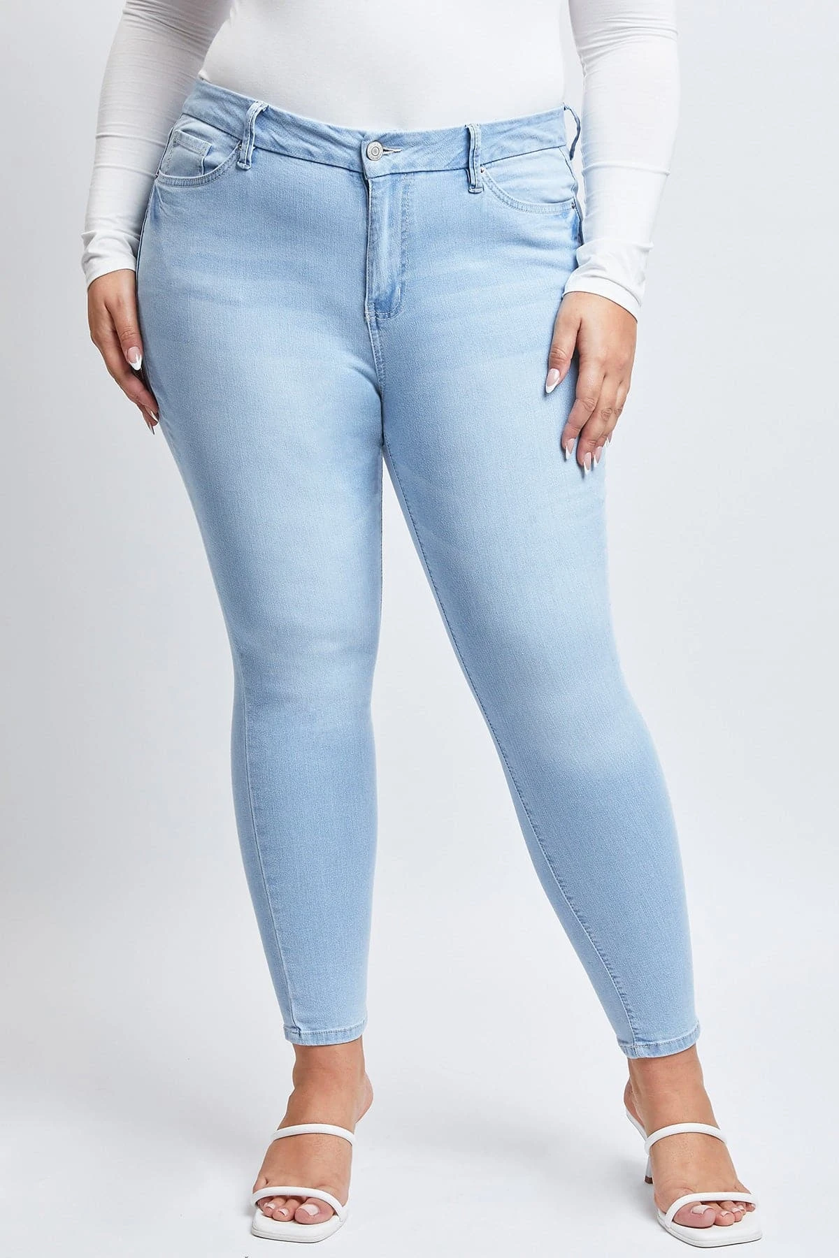 Women's Plus SizeSustainable Curvy FitSkinny Jeans 14 Women's Plus SizeSustainable Curvy FitSkinny Jeans - Image 12