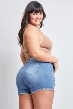 Women's Plus SizeWannaBettaButtFray Shorts