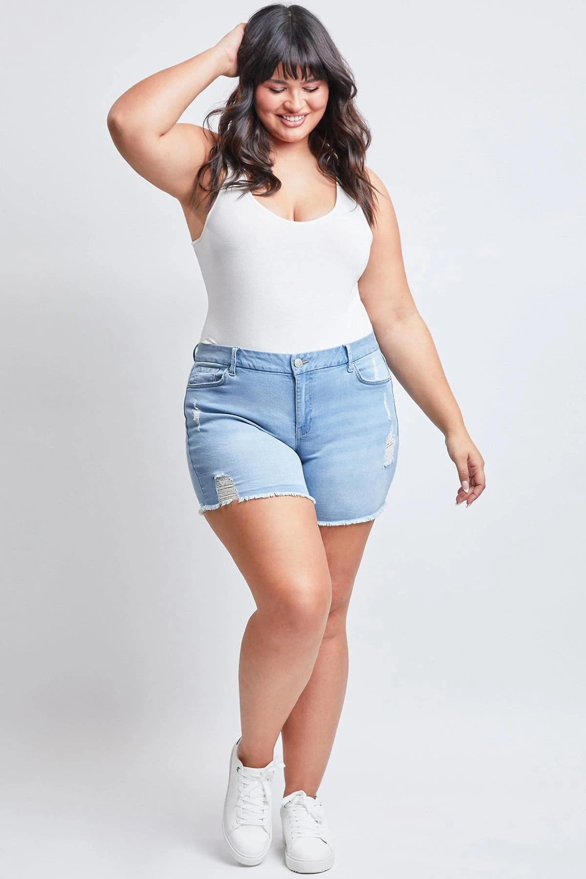 Women's Plus Curvy Fit Jeans Shorts With Fray Hem 3 Women's Plus Curvy Fit Jeans Shorts With Fray Hem