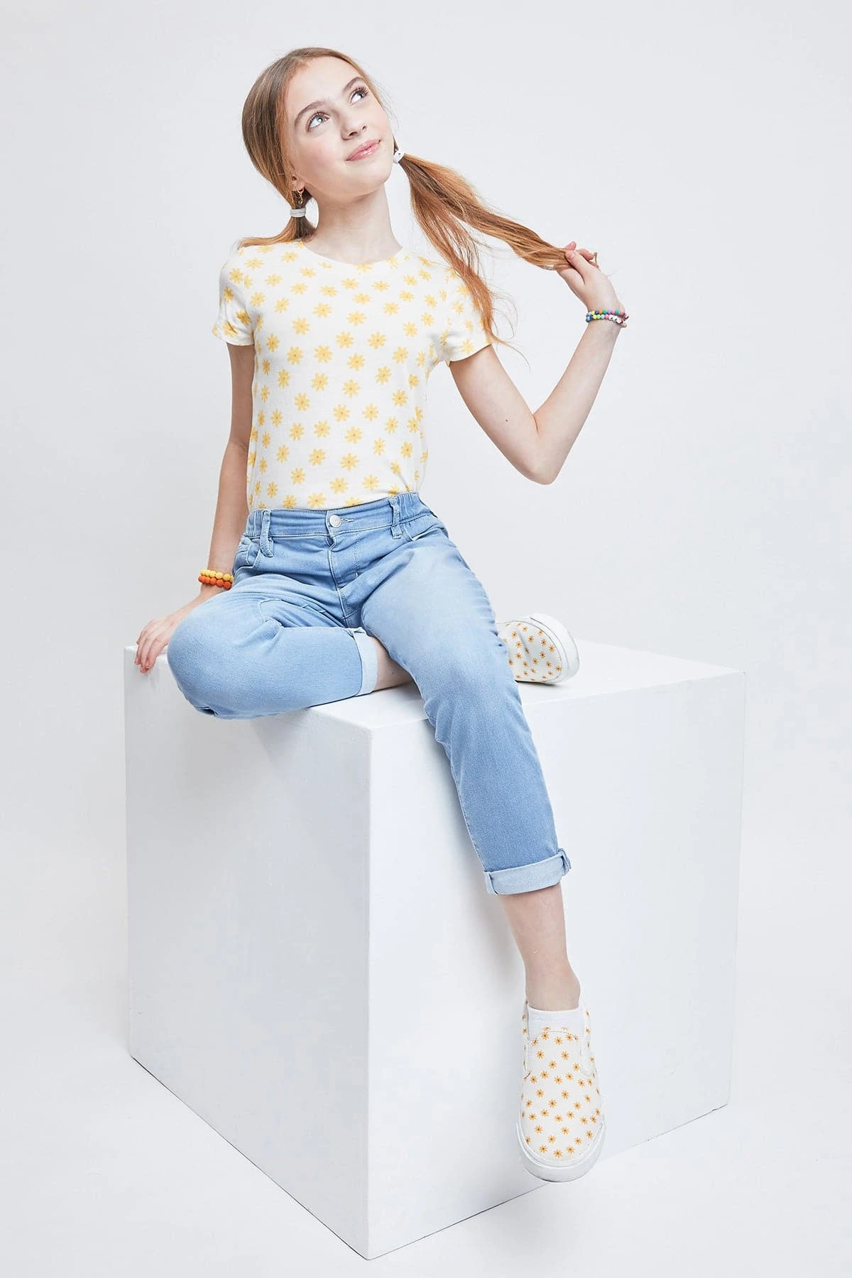 Girls Pull On Balloon Fit Jeans 7 Girls Pull On Balloon Fit Jeans - Image 5