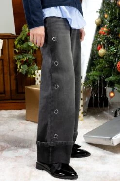 Girls Hot Fix Stud Cuffed Wide Jeans -Wana Fashion Shop GP258123 08W 3 1