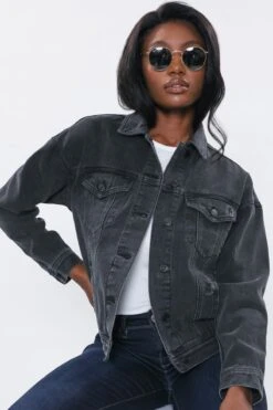 Women's Oversized Boyfriend Denim Jacket -Wana Fashion Shop J105076 2090 1