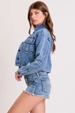 Women's Cropped Trucker Denim Jacket -Wana Fashion Shop J114776 37N 2