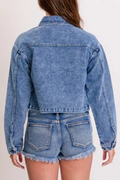 Women's Cropped Trucker Denim Jacket -Wana Fashion Shop J114776 37N 6
