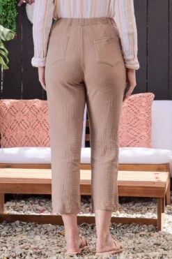 Women's Double Gauze Relaxed Fit Cropped Pant With Frayed Hem Deal -Wana Fashion Shop LOOK722