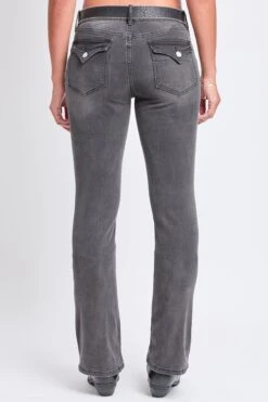 Women's Mid Rise Flap Pocket Belted Bootcut Jeans -Wana Fashion Shop P0209B126 08X 4