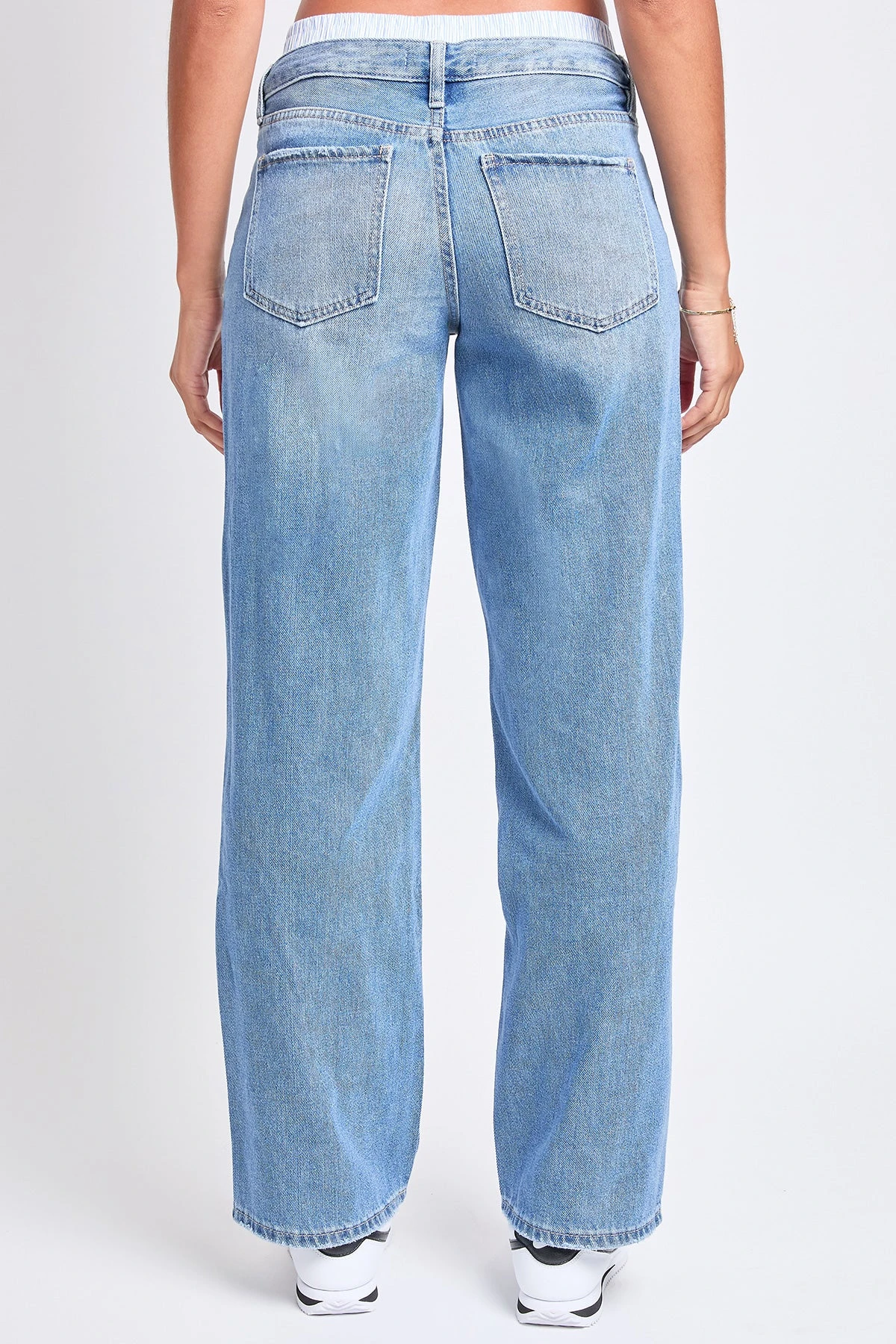 Women's Mid Rise Relax Fit Wide Leg Boxer Jeans 9 Women's Mid Rise Relax Fit Wide Leg Boxer Jeans - Image 7