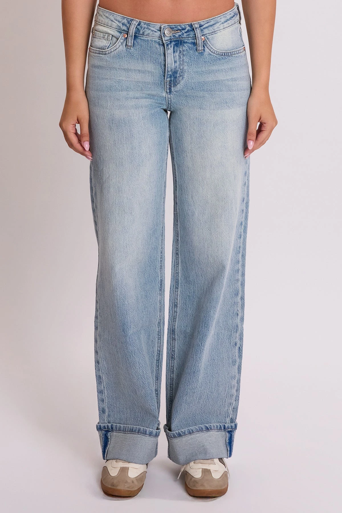 Women's Luxe Brittany Low Rise Wide Leg Cuff Jeans 5 Women's Luxe Brittany Low Rise Wide Leg Cuff Jeans - Image 3