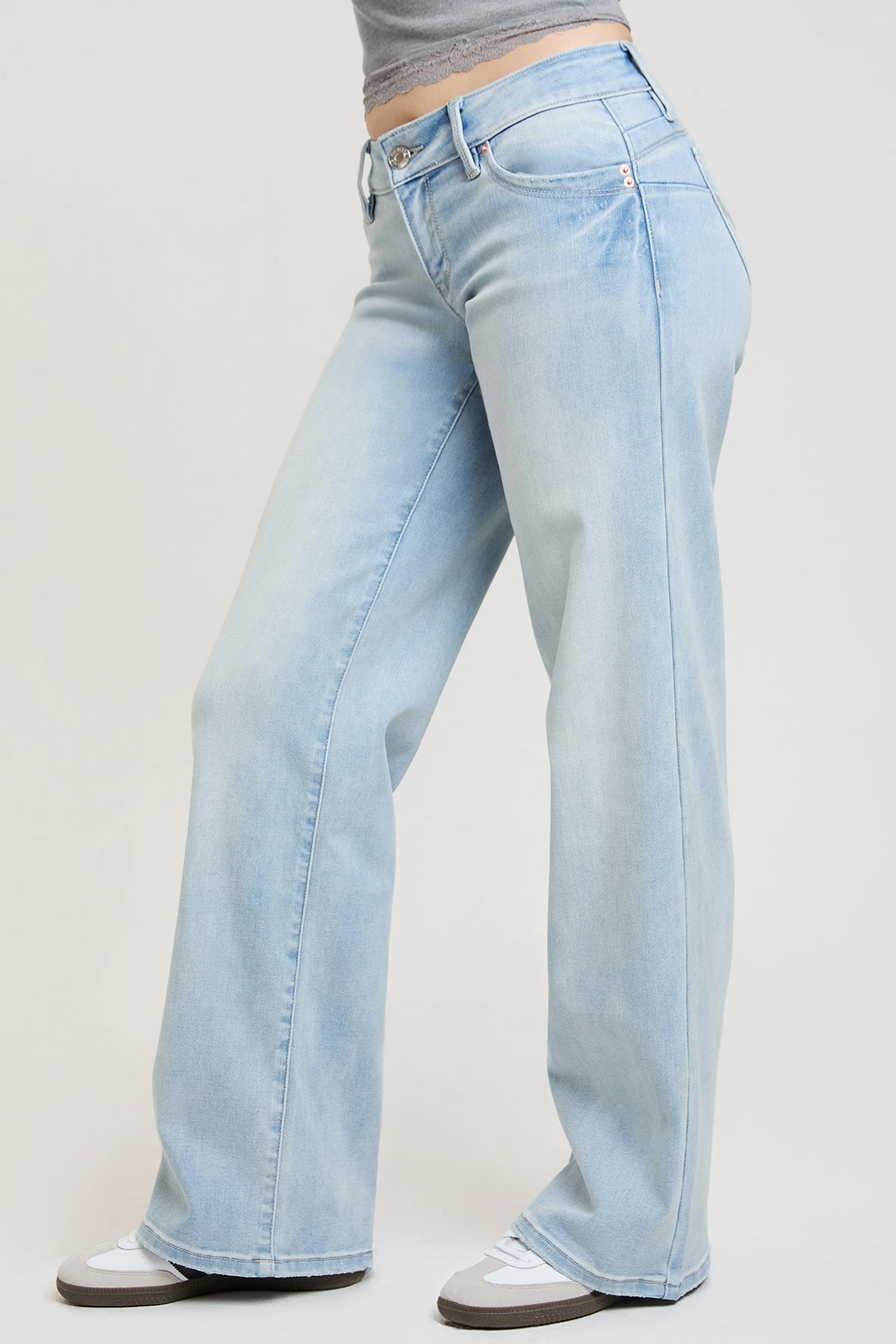 Women's Luxe Low Rise WannaBettaButt Wide Leg Jeans 13 Women's Luxe Low Rise WannaBettaButt Wide Leg Jeans - Image 11