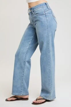 Women's Luxe High Rise WannaBettaButt Straight Leg Jeans -Wana Fashion Shop P185837 37C 4