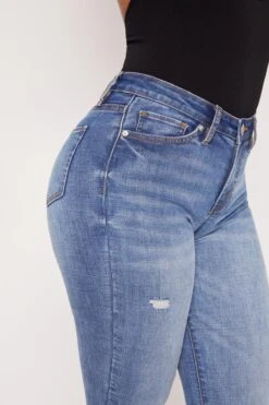 Women's High Rise Flare Jeans With Frayed Hem 8 Women's High Rise Flare Jeans With Frayed Hem -Wana Fashion Shop P39243 2639 4