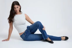 Women's Maddy Mid Rise Straight Leg Jeans -Wana Fashion Shop P44255 09M 4