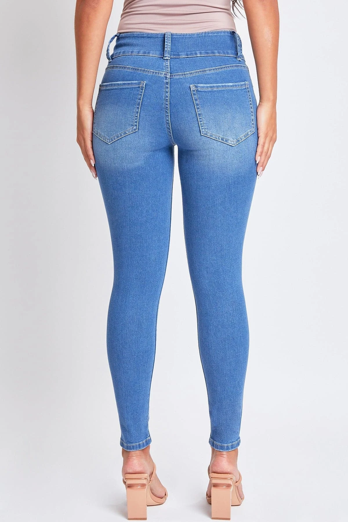 Women's Sustainable Essential Distressed Skinny Jean 20 Women's Sustainable Essential Distressed Skinny Jean - Image 18