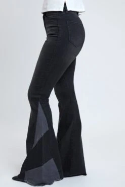 Women's Sustainable Block Panel Flare Jeans 23 Women's Sustainable Block Panel Flare Jeans -Wana Fashion Shop P77751N W02 2 26986ba8 42ff 42f5 a010 75df85fea49a