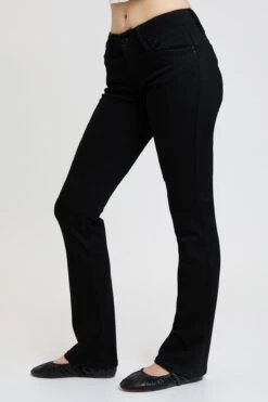 Women's Luxe Mid Rise WannaBettaButt Bootcut Jeans -Wana Fashion Shop P808856 W37 4