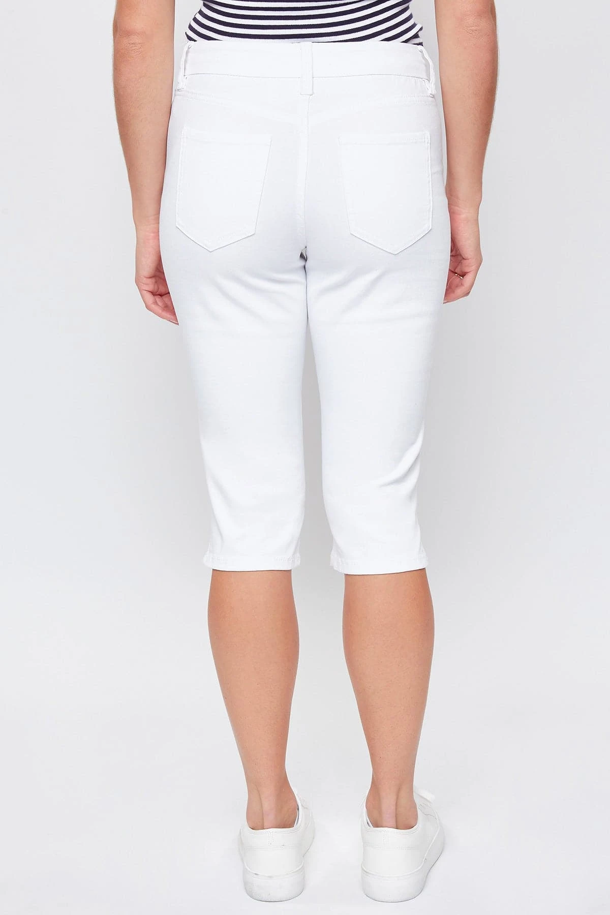 Women's Petite CurvyHigh Rise Side Slit Hem Capri 6 Women's Petite CurvyHigh Rise Side Slit Hem Capri - Image 4