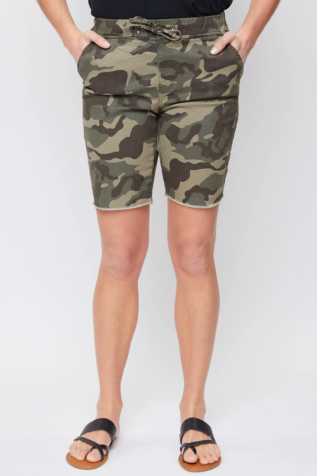 Women's Petite Elastic Bermuda With Fray Hem 16 Women's Petite Elastic Bermuda With Fray Hem - Image 14