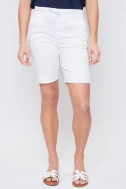 Women's Petite Elastic Bermuda With Fray Hem 31 Women's Petite Elastic Bermuda With Fray Hem -Wana Fashion Shop PM108921 WHITE 2
