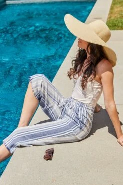 Women's High Rise Linen Capri Pant With Fray Detail -Wana Fashion Shop WC1109LN ST004 LS6