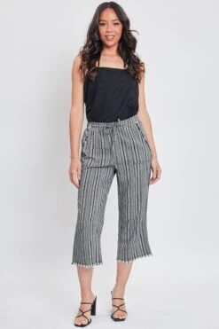 Women's High Rise Linen Capri Pant With Fray Detail -Wana Fashion Shop WC1109LN ST005 7
