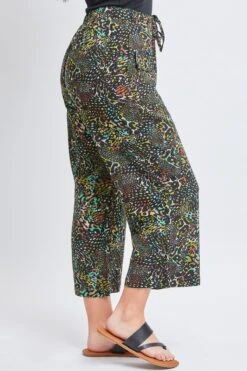 Women's Lifestyle Pull-On Capri W/ Flap Patch Pocket -Wana Fashion Shop WC1119R1 AN014 3