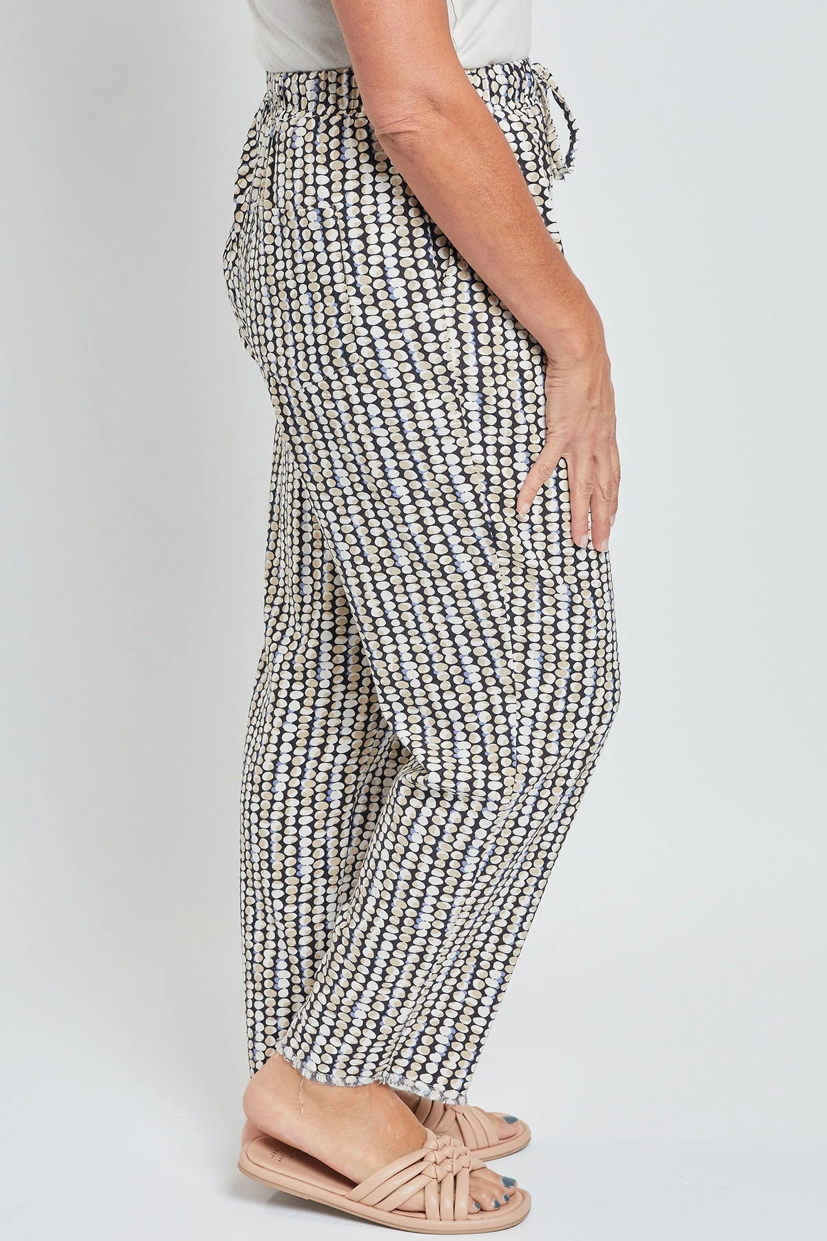 Women's Pull-On Relaxed Straight Leg Pant Fray Hem 4 Women's Pull-On Relaxed Straight Leg Pant Fray Hem - Image 2