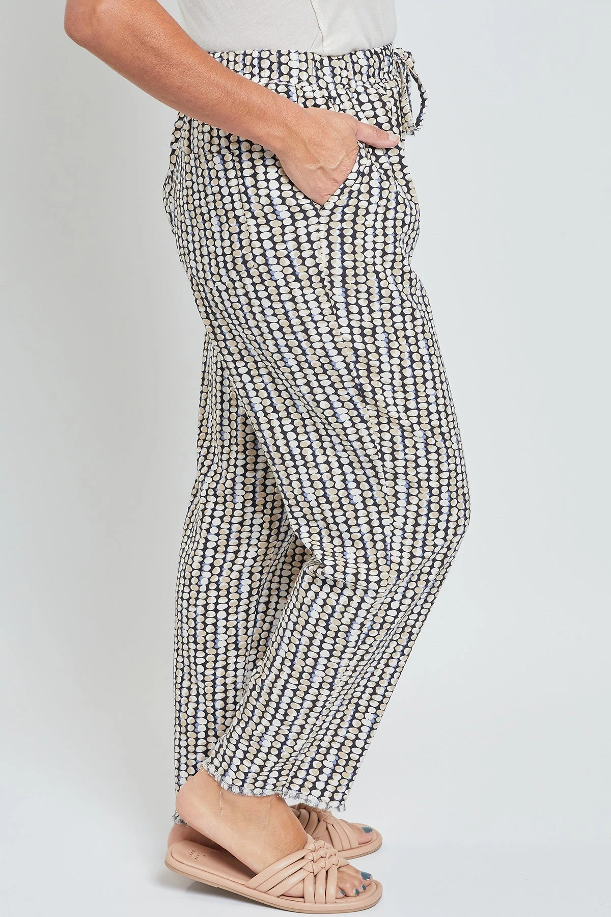 Women's Pull-On Relaxed Straight Leg Pant Fray Hem 5 Women's Pull-On Relaxed Straight Leg Pant Fray Hem - Image 3