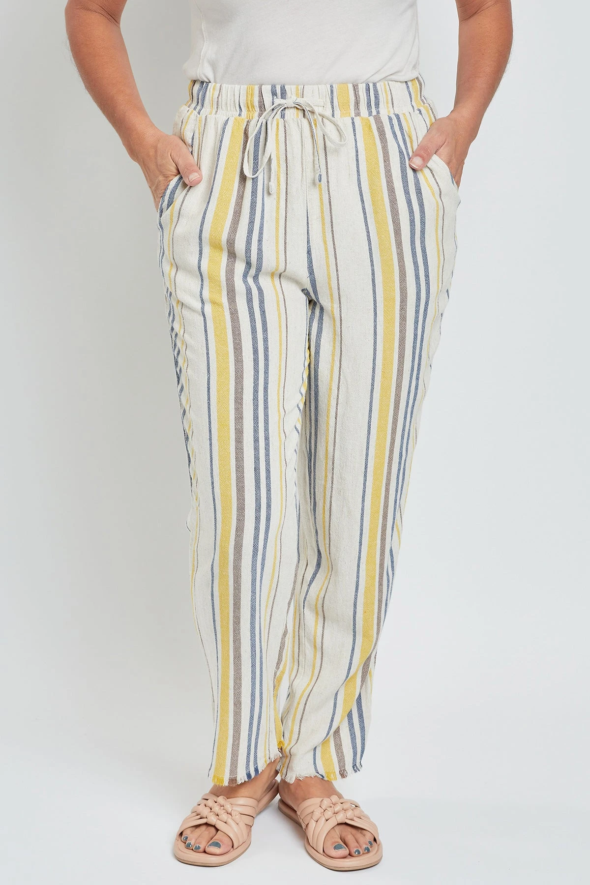 Women's Pull-On Relaxed Straight Leg Pant Fray Hem 8 Women's Pull-On Relaxed Straight Leg Pant Fray Hem - Image 6