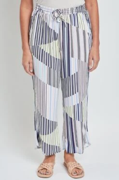 Women's Pull-On Stove Pipe Pant With Tulip Hem Detail -Wana Fashion Shop WF1206R1 ST018 1