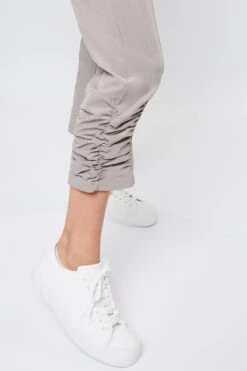 Women's Elastic Waist Flood With Side Ruching Ankle Detail -Wana Fashion Shop WF1210T1 STOBE 4