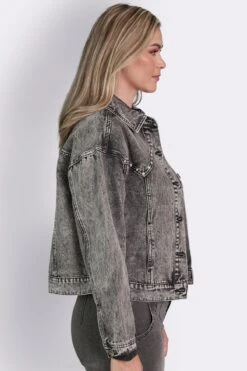 Women's Western Stud Denim Jacket -Wana Fashion Shop WJ121476 X19 3