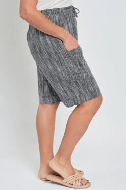 Women's Elastic Waist Bermuda With Big Patch Pockets -Wana Fashion Shop WM1088LN ST014 3