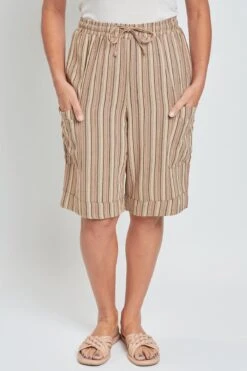 Women's Elastic Waist Bermuda With Big Patch Pockets -Wana Fashion Shop WM1088LN ST015 2