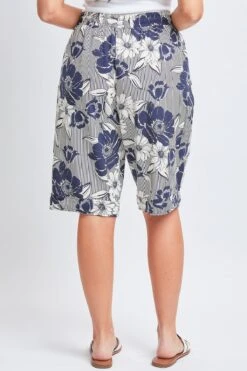 Women's Elastic Waist Bermuda With Patch Pockets -Wana Fashion Shop WM1088R1 FL012 4