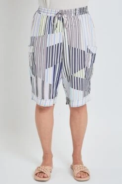 Women's Elastic Waist Bermuda With Patch Pockets -Wana Fashion Shop WM1088R1 ST018 1